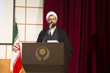 همایش دانشجویان جدیدالورود